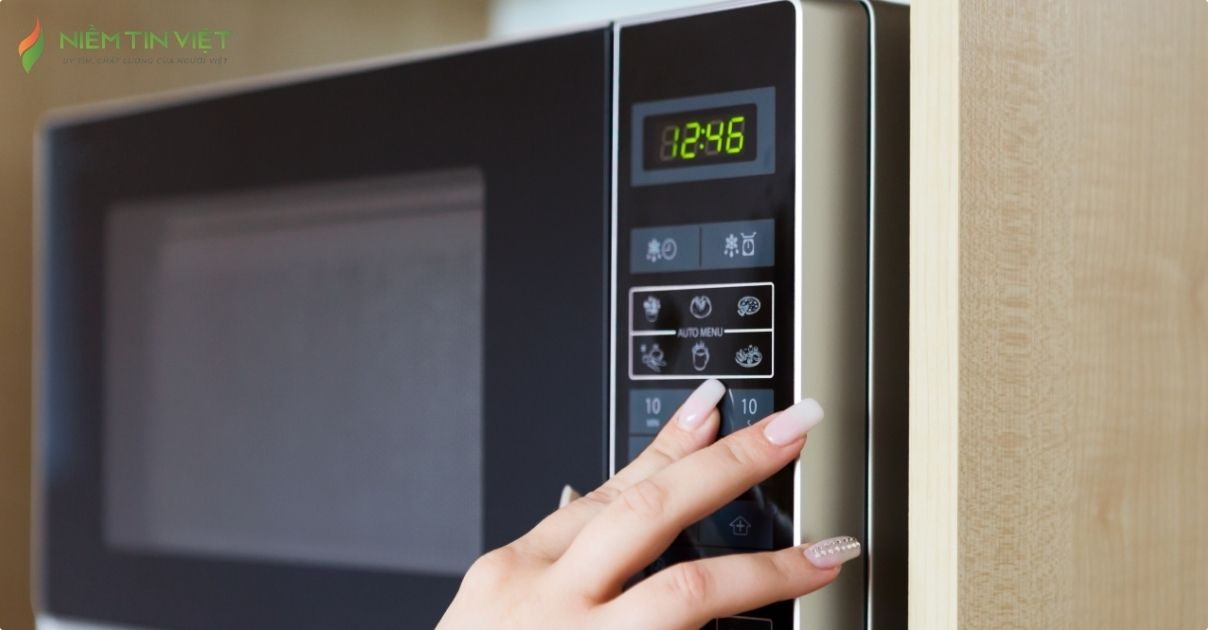 Lò vi sóng báo lỗi 5E
