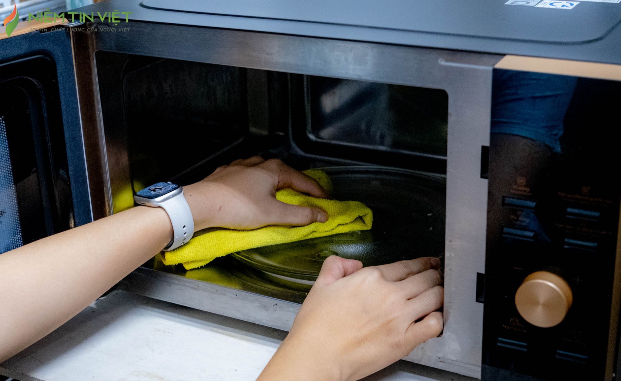 Lò vi sóng không nóng