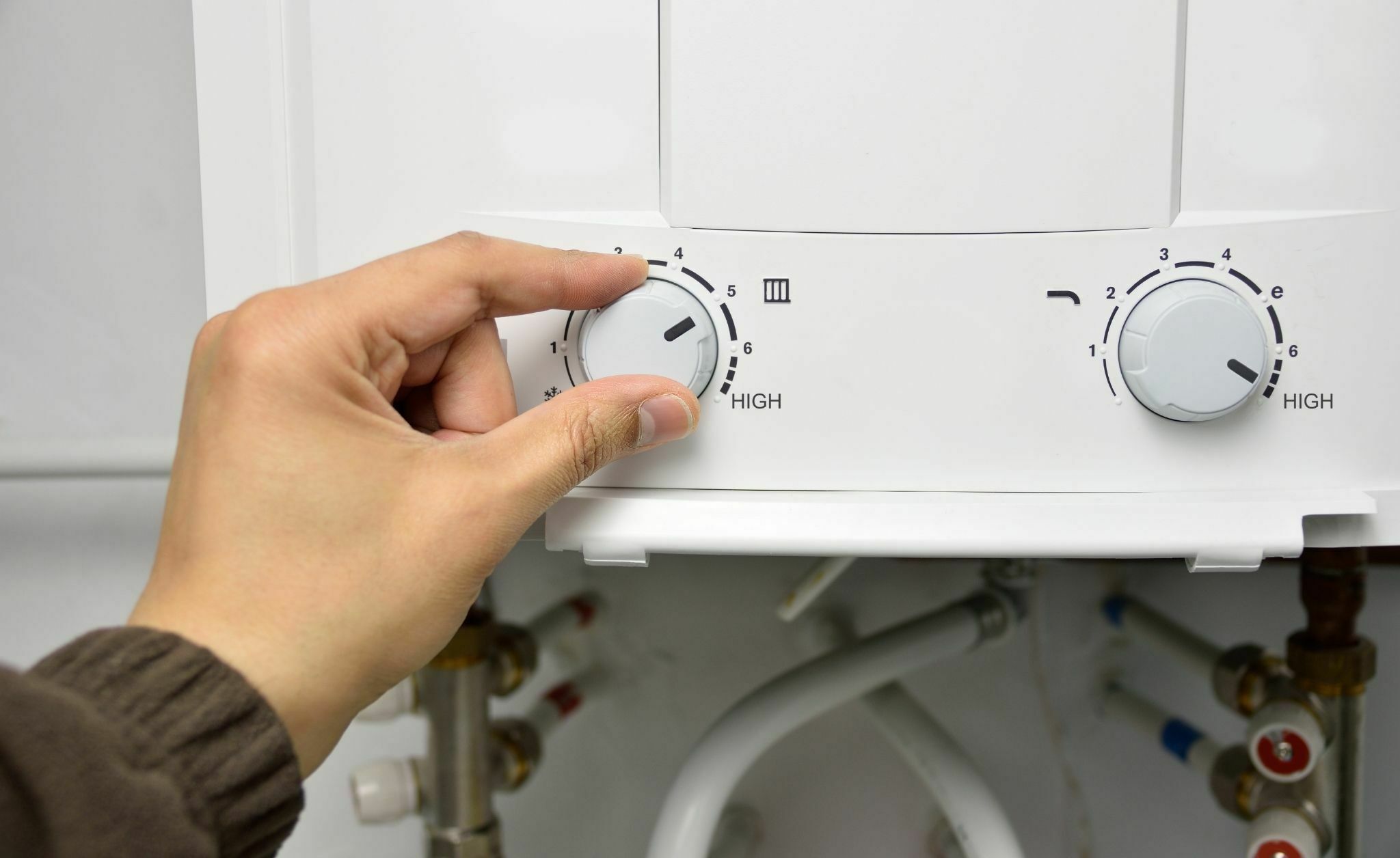 sua chua may nuoc nong niem tin viet