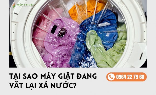 lỗi máy giặt đang vắt lại xả nước.