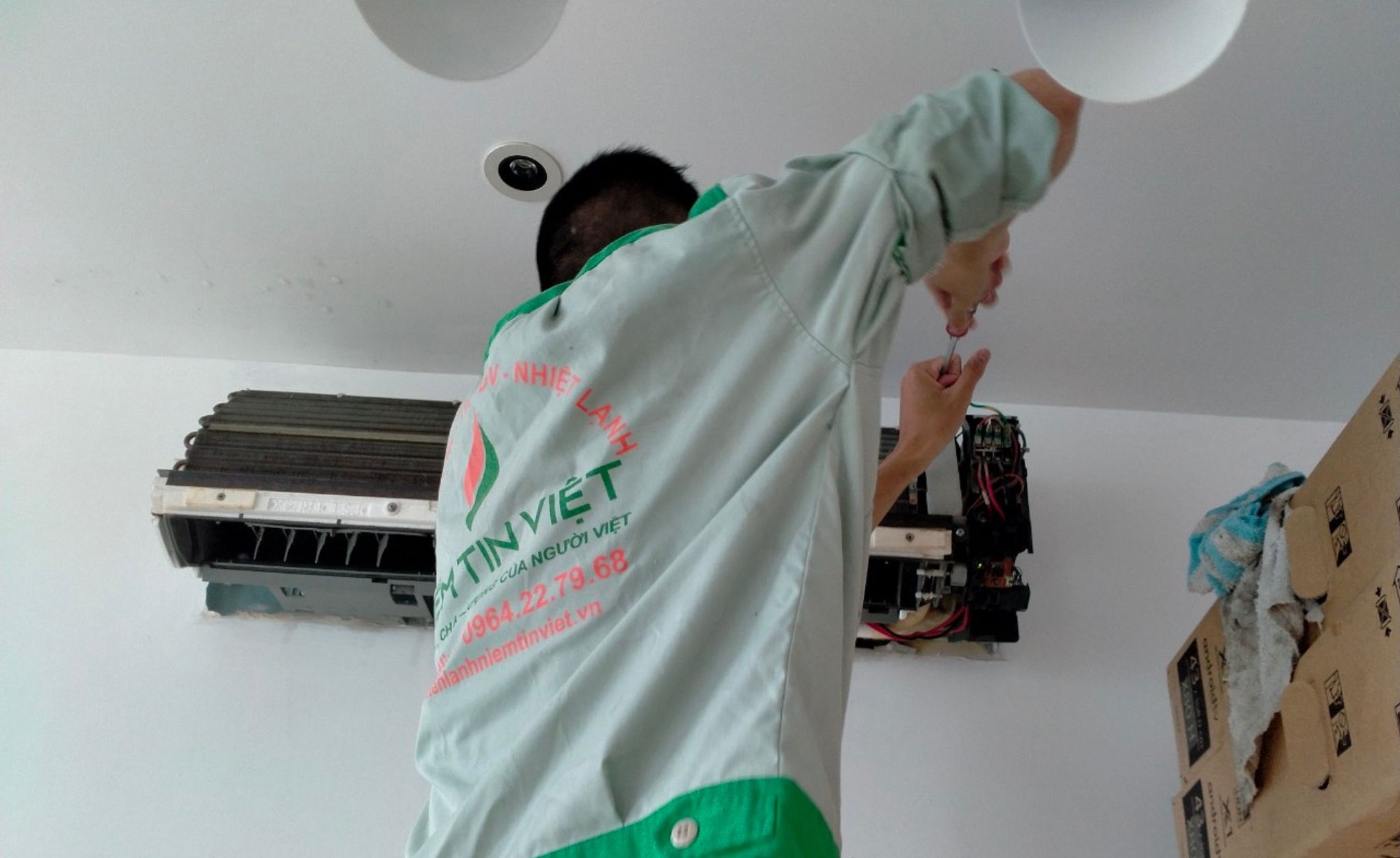 sua may lanh sanyo 2 » Điện Lạnh Niềm Tin Việt 2025 sửa máy lạnh Sanyo