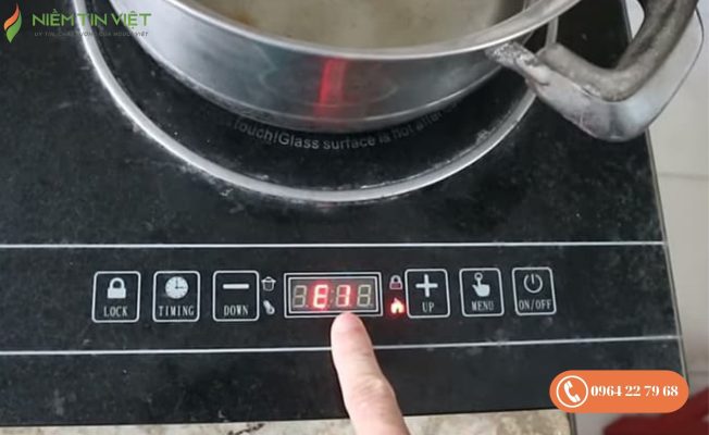 sửa bếp từ Canzy