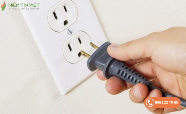 bep tu bi nhay den 3 » Điện Lạnh Niềm Tin Việt 2025 Rút nguồn điện sau khi quạt tản nhiệt ngừng hoạt động