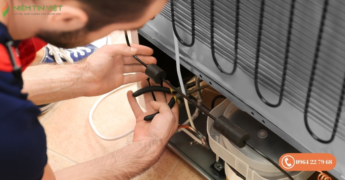 Xì Gas Tủ Lạnh Có Nguy Hiểm Không? 