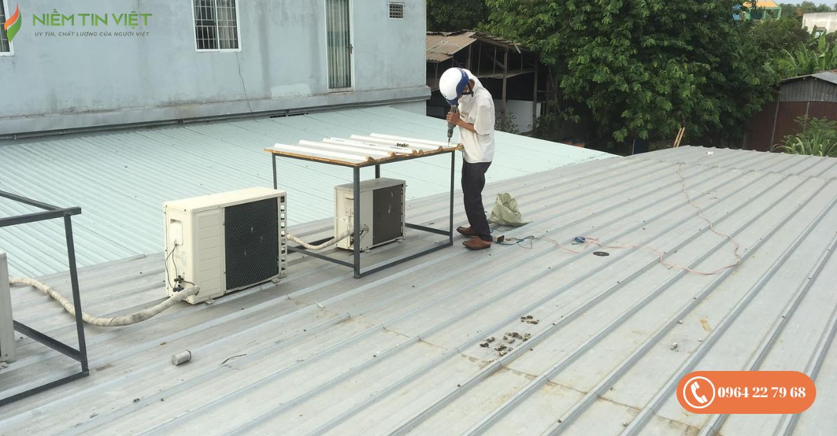mai che cho cuc nong dieu hoa 3 » Điện Lạnh Niềm Tin Việt 2025 mái che cho cục nóng điều hòa