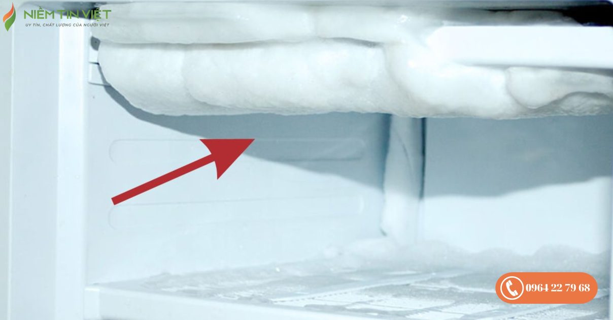 Tủ lạnh mini đóng tuyết