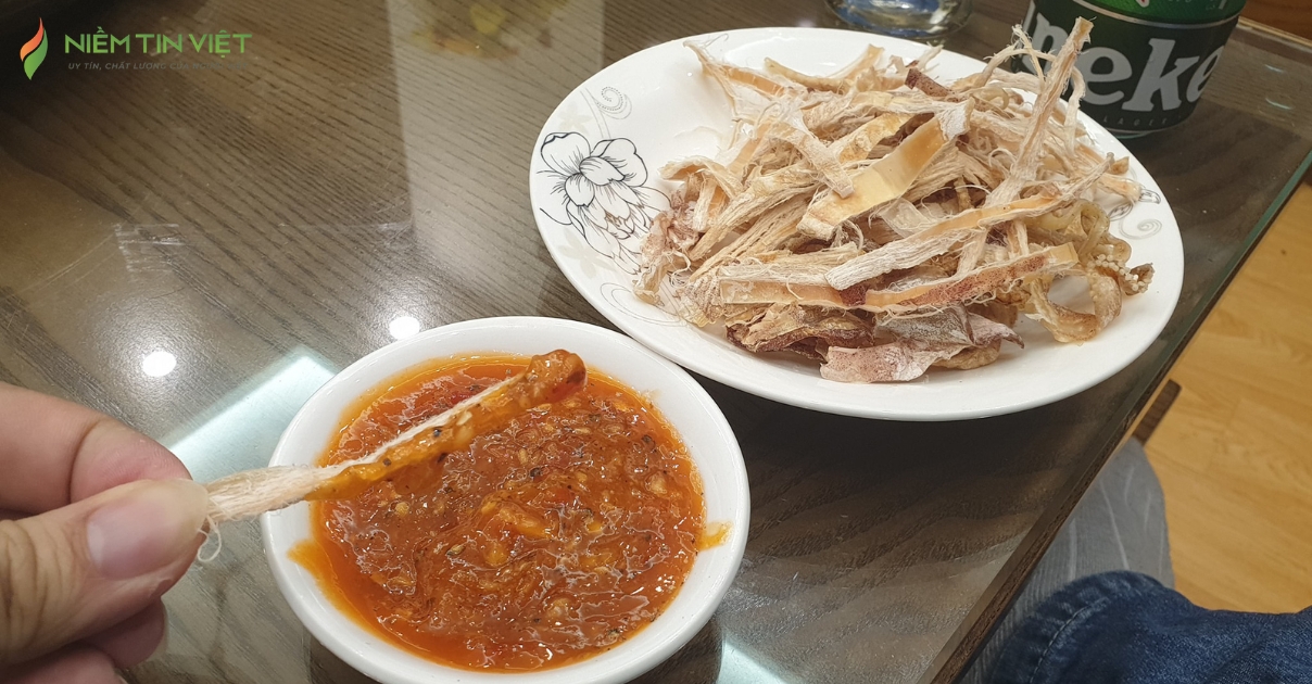 nướng mực bằng lò vi sóng